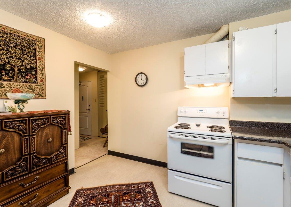 #401 - 2012 Fullerton Avenue, North Vancouver, BC V7P 3E3