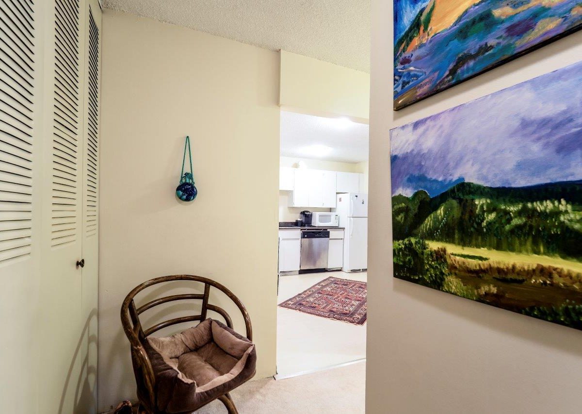 #401 - 2012 Fullerton Avenue, North Vancouver, BC V7P 3E3