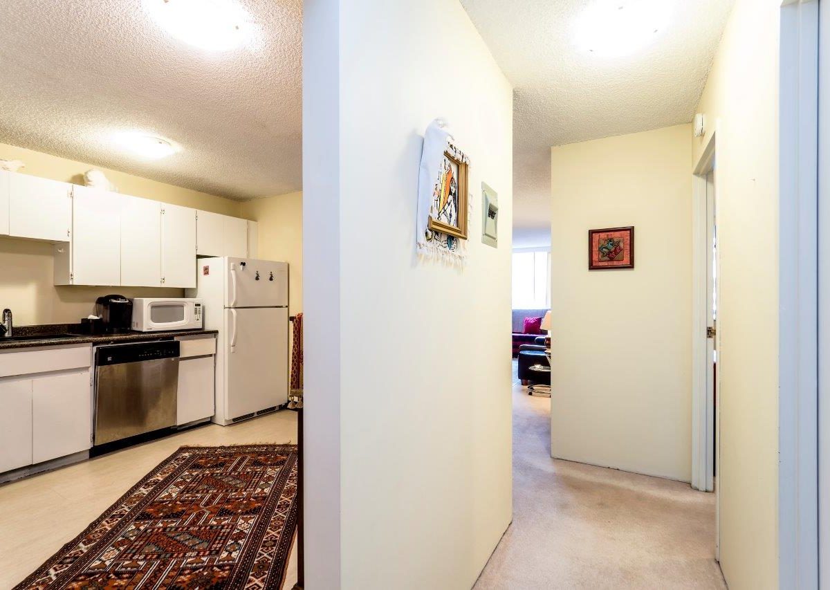 #401 - 2012 Fullerton Avenue, North Vancouver, BC V7P 3E3
