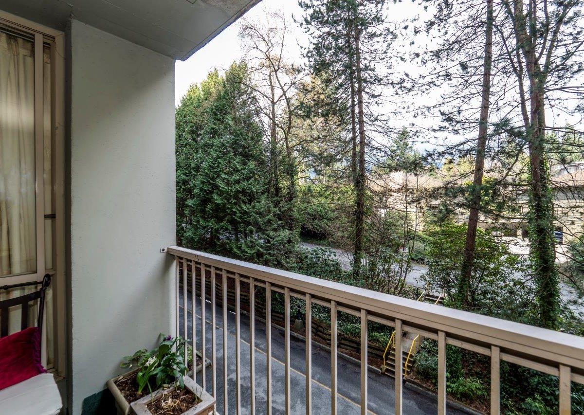 #401 - 2012 Fullerton Avenue, North Vancouver, BC V7P 3E3