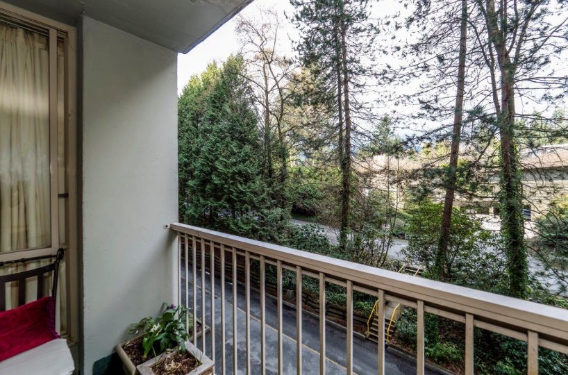 #401 - 2012 Fullerton Avenue, North Vancouver, BC V7P 3E3