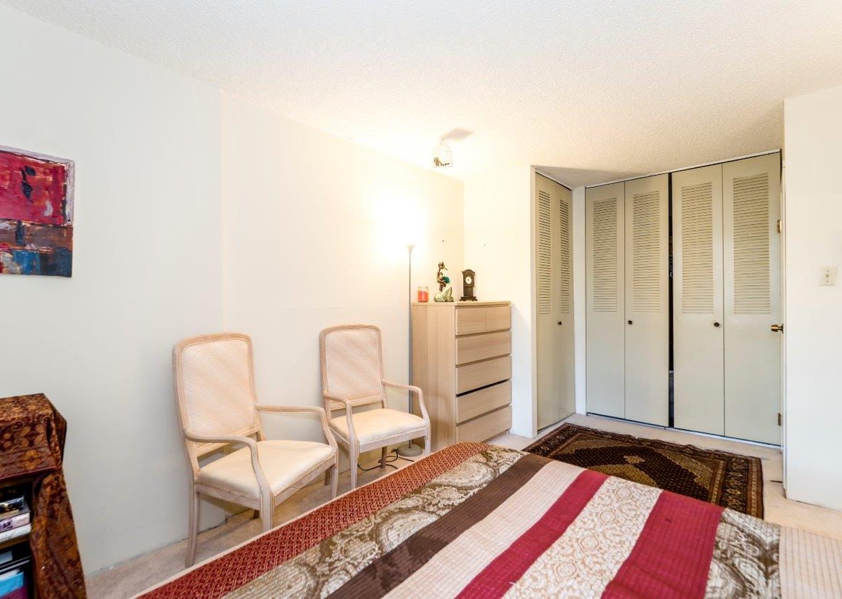 #401 - 2012 Fullerton Avenue, North Vancouver, BC V7P 3E3