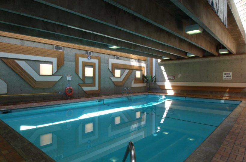 #209 - 2008 Fullerton Avenue, North Vancouver, BC V7P 3G7