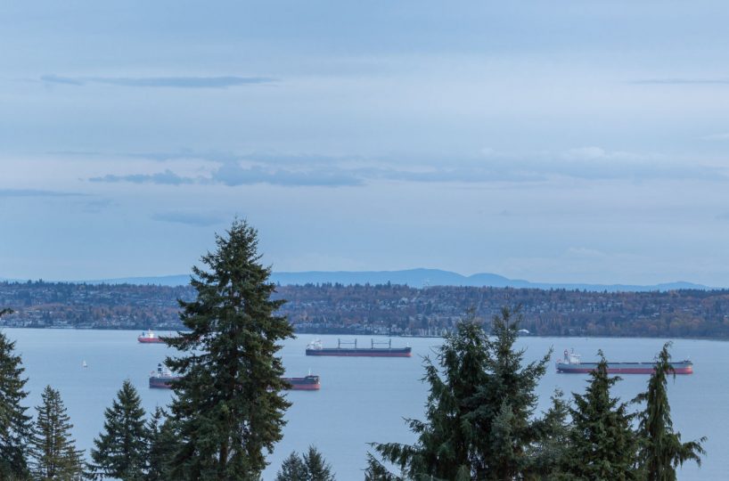 2765 Rosebery Avenue, West Vancouver, BC V7V 3A3