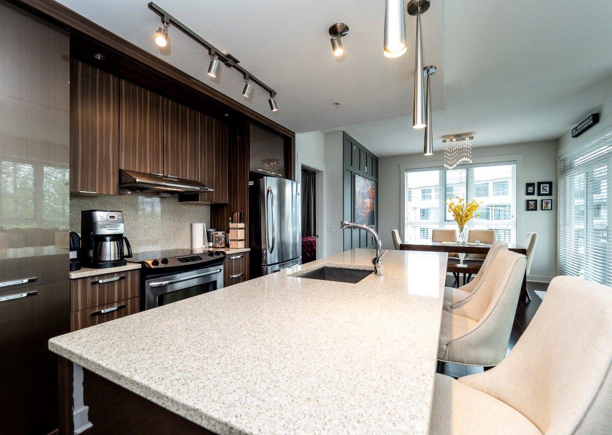 #409 - 733 W 14th Street, North Vancouver, BC, V7M 0C6