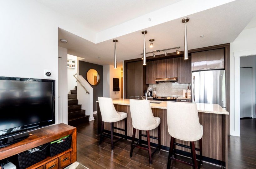 #409 - 733 W 14th Street, North Vancouver, BC, V7M 0C6