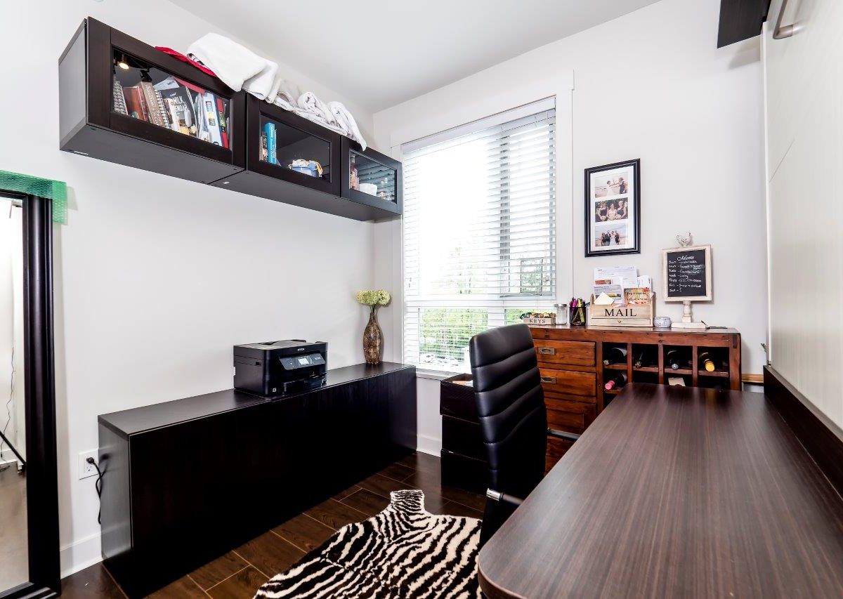 #409 - 733 W 14th Street, North Vancouver, BC, V7M 0C6