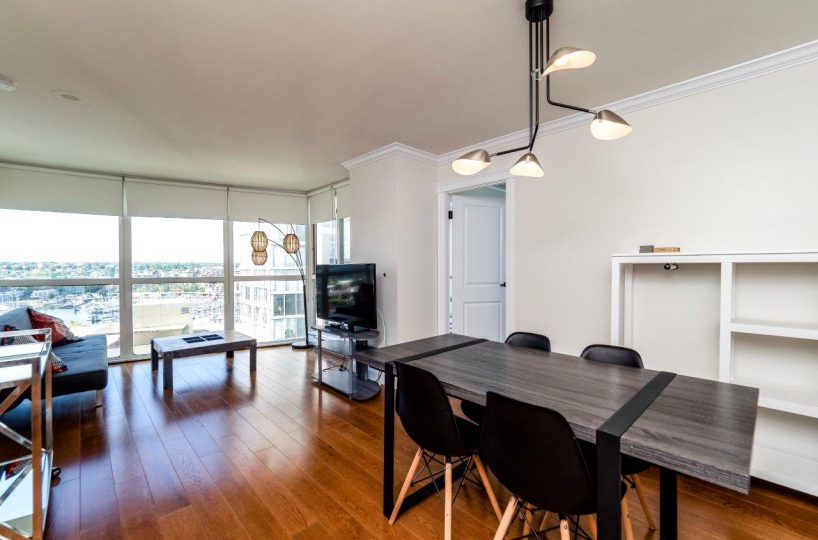 #1402 - 907 Beach Avenue, Vancouver V6Z 2R3