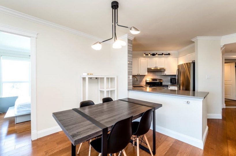 #1402 - 907 Beach Avenue, Vancouver V6Z 2R3