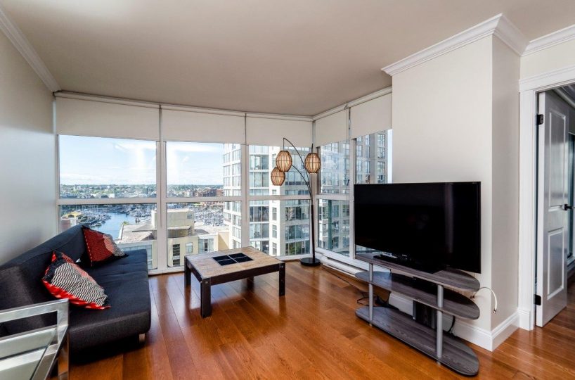 #1402 - 907 Beach Avenue, Vancouver V6Z 2R3