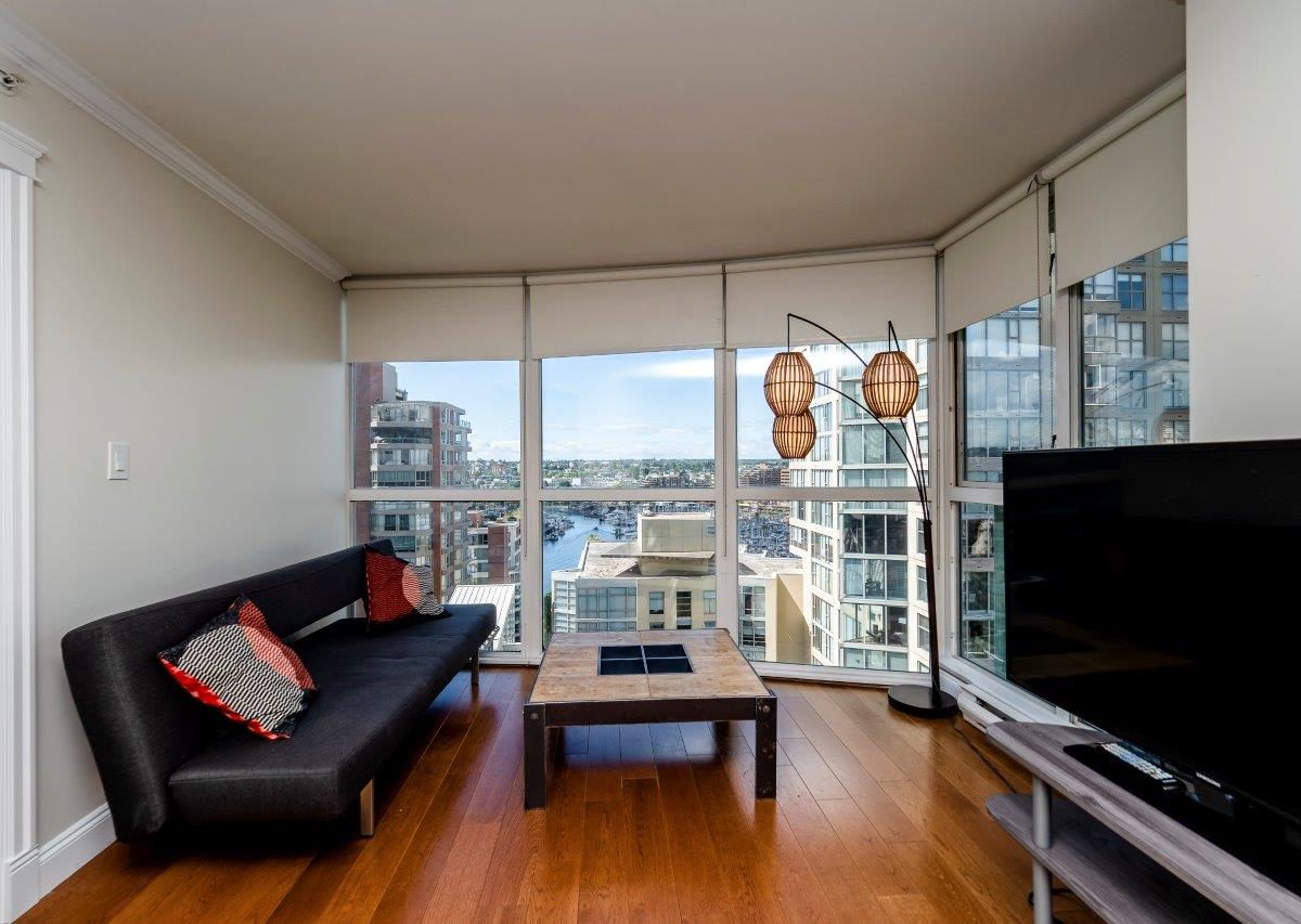 #1402 - 907 Beach Avenue, Vancouver V6Z 2R3