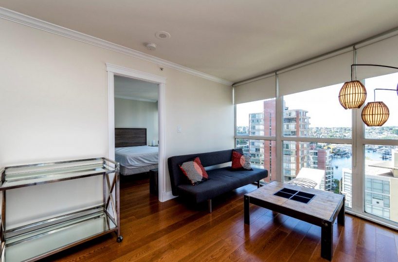 #1402 - 907 Beach Avenue, Vancouver V6Z 2R3