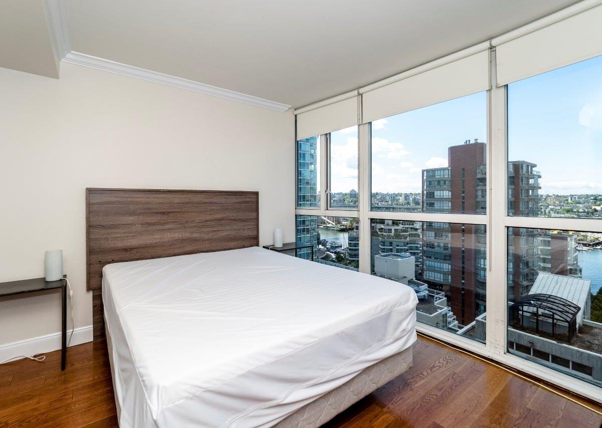 #1402 - 907 Beach Avenue, Vancouver V6Z 2R3