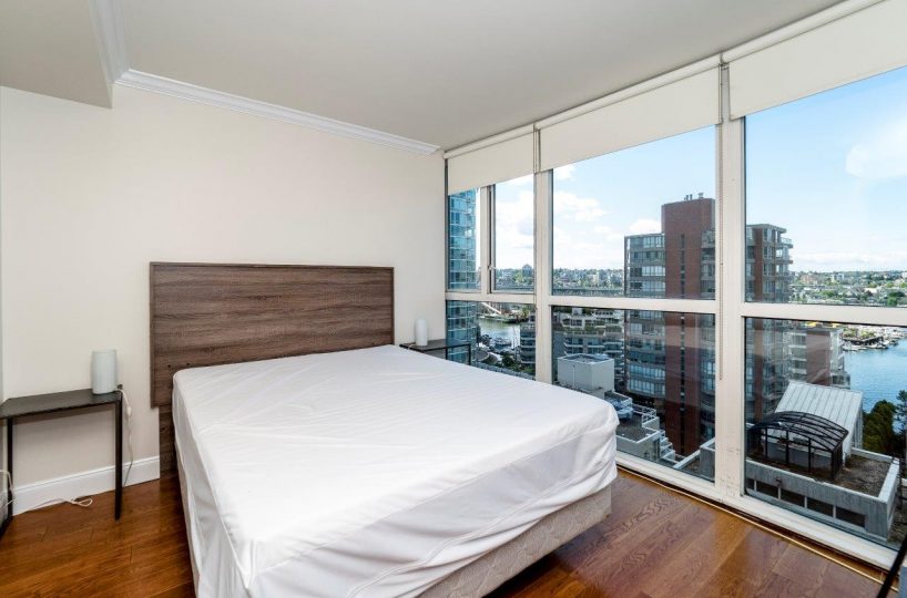 #1402 - 907 Beach Avenue, Vancouver V6Z 2R3