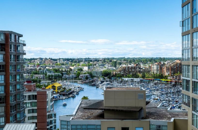 #1402 - 907 Beach Avenue, Vancouver V6Z 2R3