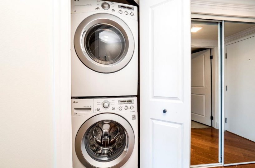 #1402 - 907 Beach Avenue, Vancouver V6Z 2R3