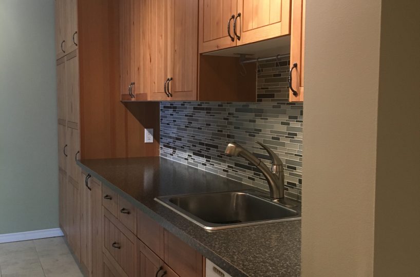 #805 - 2016 Fullerton Ave, North Vancouver, V7P 3E3