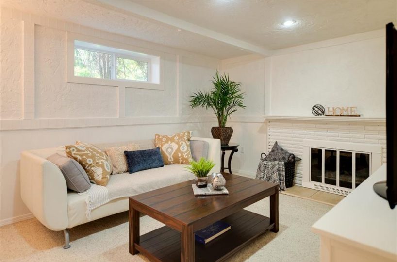662 East Osborne Rd, North Vancouver, BC, V7N 1M7