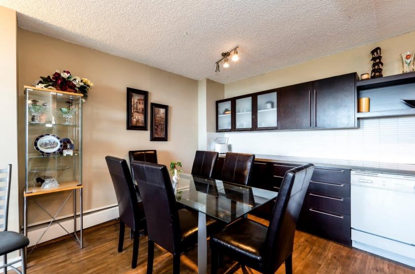 #1902 - 2016 Fullerton Ave, North Vancouver, V7P 3E6