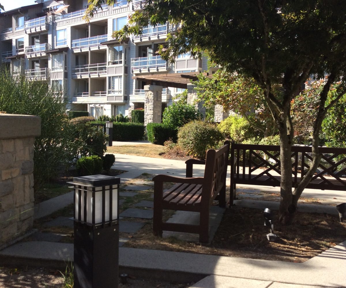 #411 – 530 Ravenwoods Drive, North Vancouver V7G 2T5