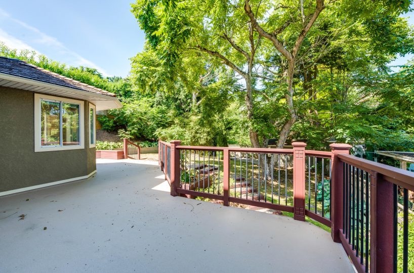 2539 Kings Avenue, West Vancouver, BC V7V 2C7