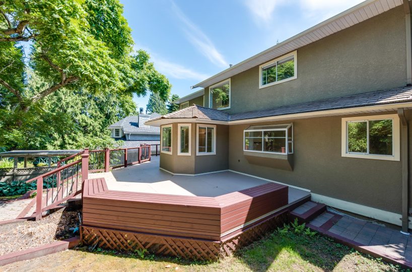 2539 Kings Avenue, West Vancouver, BC V7V 2C7