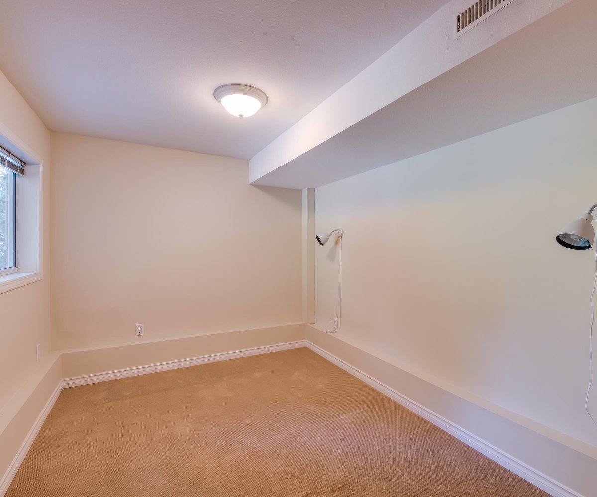 2539 Kings Avenue, West Vancouver, BC V7V 2C7