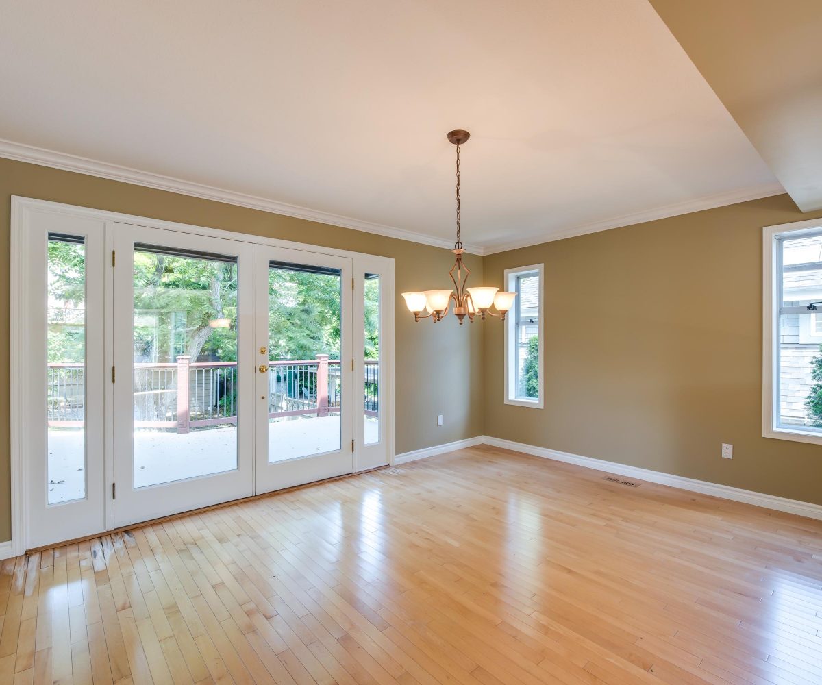 2539 Kings Avenue, West Vancouver, BC V7V 2C7