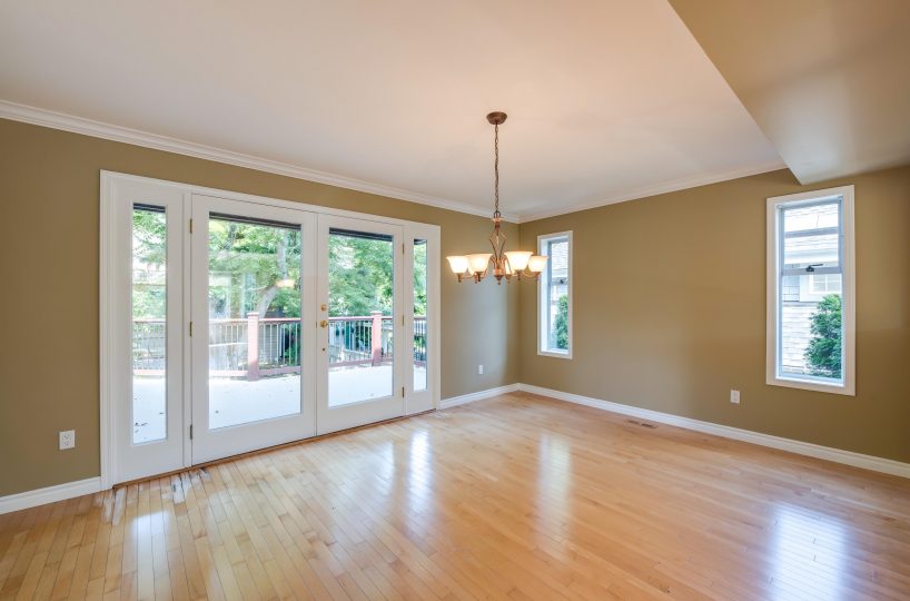 2539 Kings Avenue, West Vancouver, BC V7V 2C7