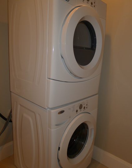 Bsmt - 630 Alpine Court, North Vancouver, BC V7R 2L8
