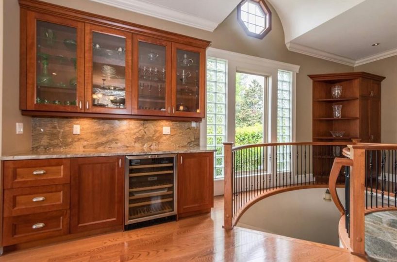 1229 Esquimalt Ave., West Vancouver, BC, V7T 1K3