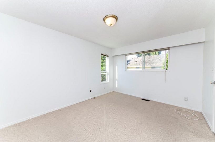 3595 St. George Ave, North Vancouver, V7N 1W1