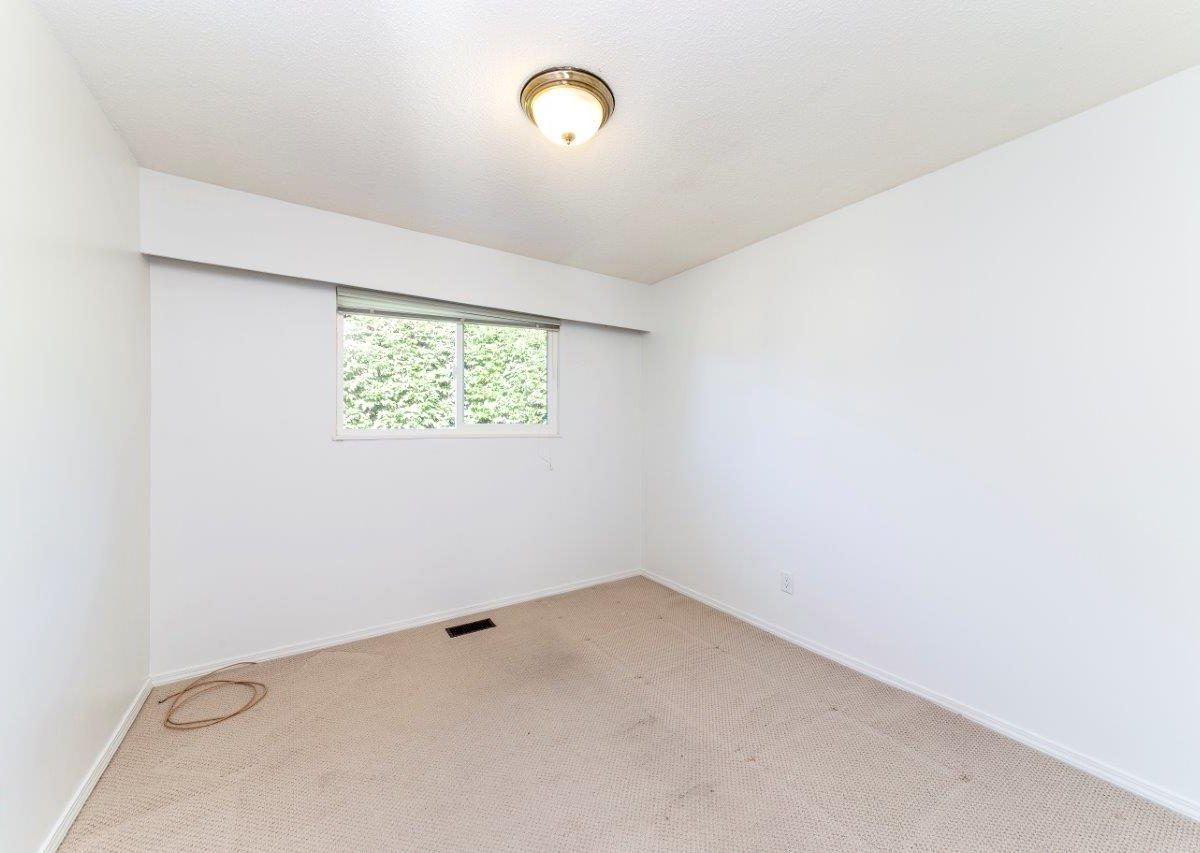 3595 St. George Ave, North Vancouver, V7N 1W1