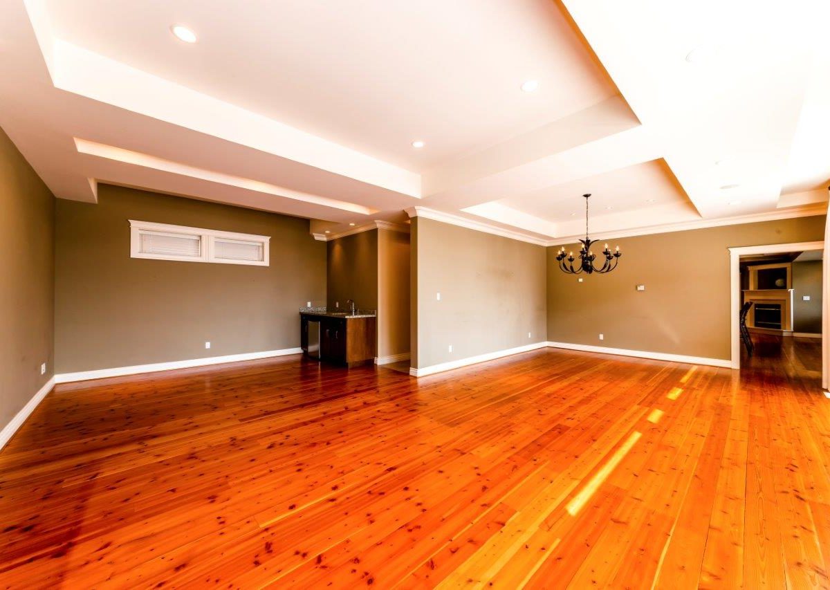 5741 Seaview Road, West Vancouver, BC V7W 1R7