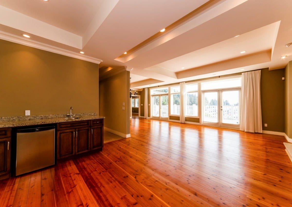 5741 Seaview Road, West Vancouver, BC V7W 1R7