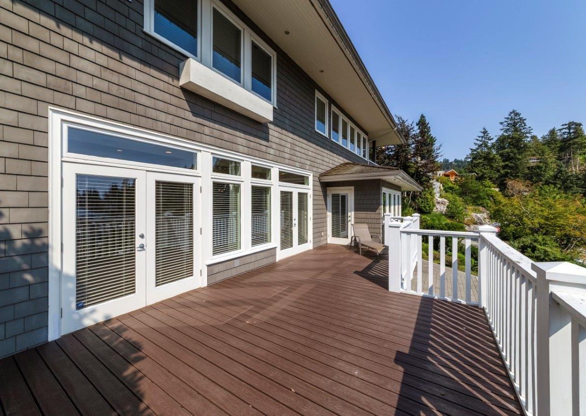 5741 Seaview Road, West Vancouver, BC V7W 1R7