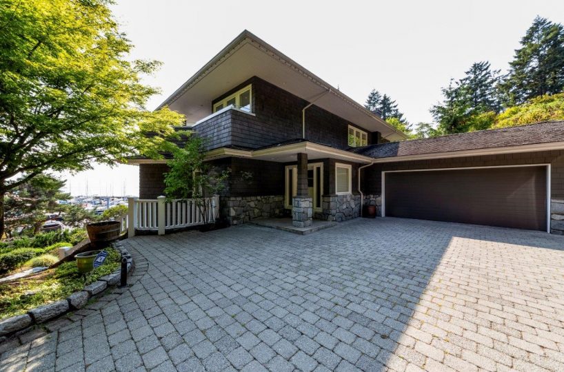 5741 Seaview Road, West Vancouver, BC V7W 1R7