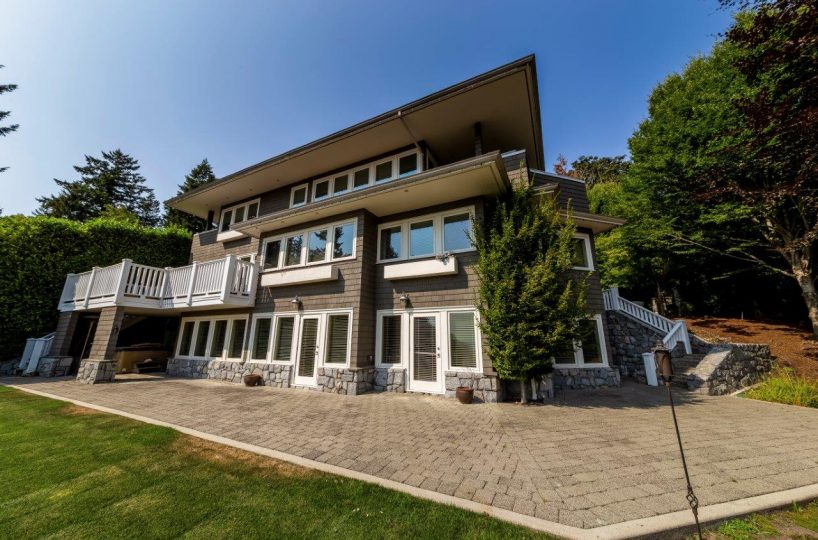 5741 Seaview Road, West Vancouver, BC V7W 1R7