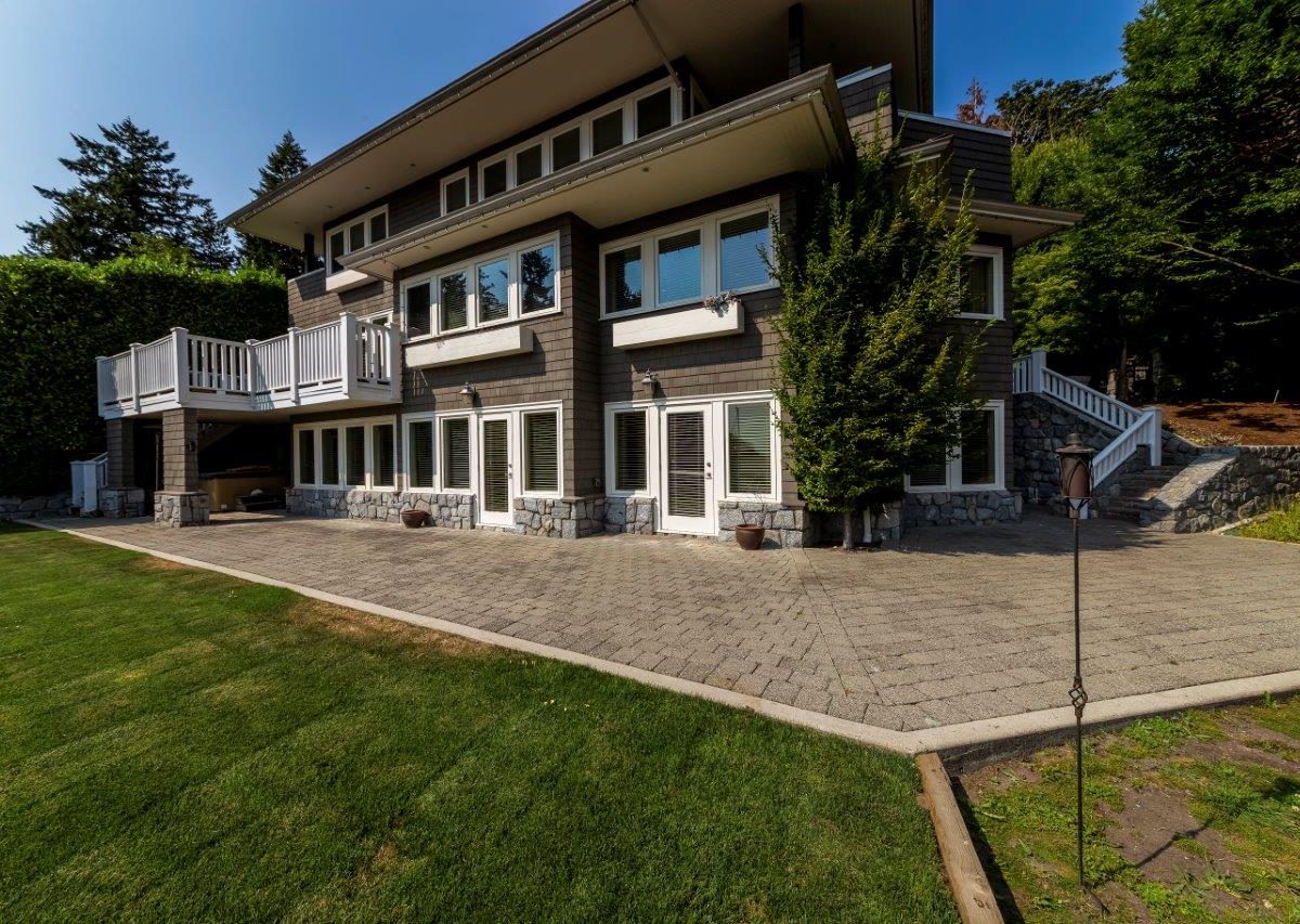 5741 Seaview Road, West Vancouver, BC V7W 1R7