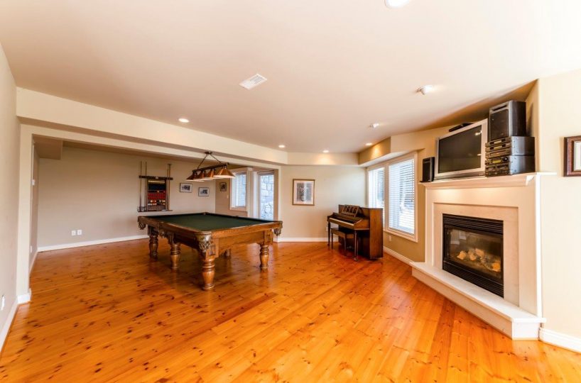 5741 Seaview Road, West Vancouver, BC V7W 1R7