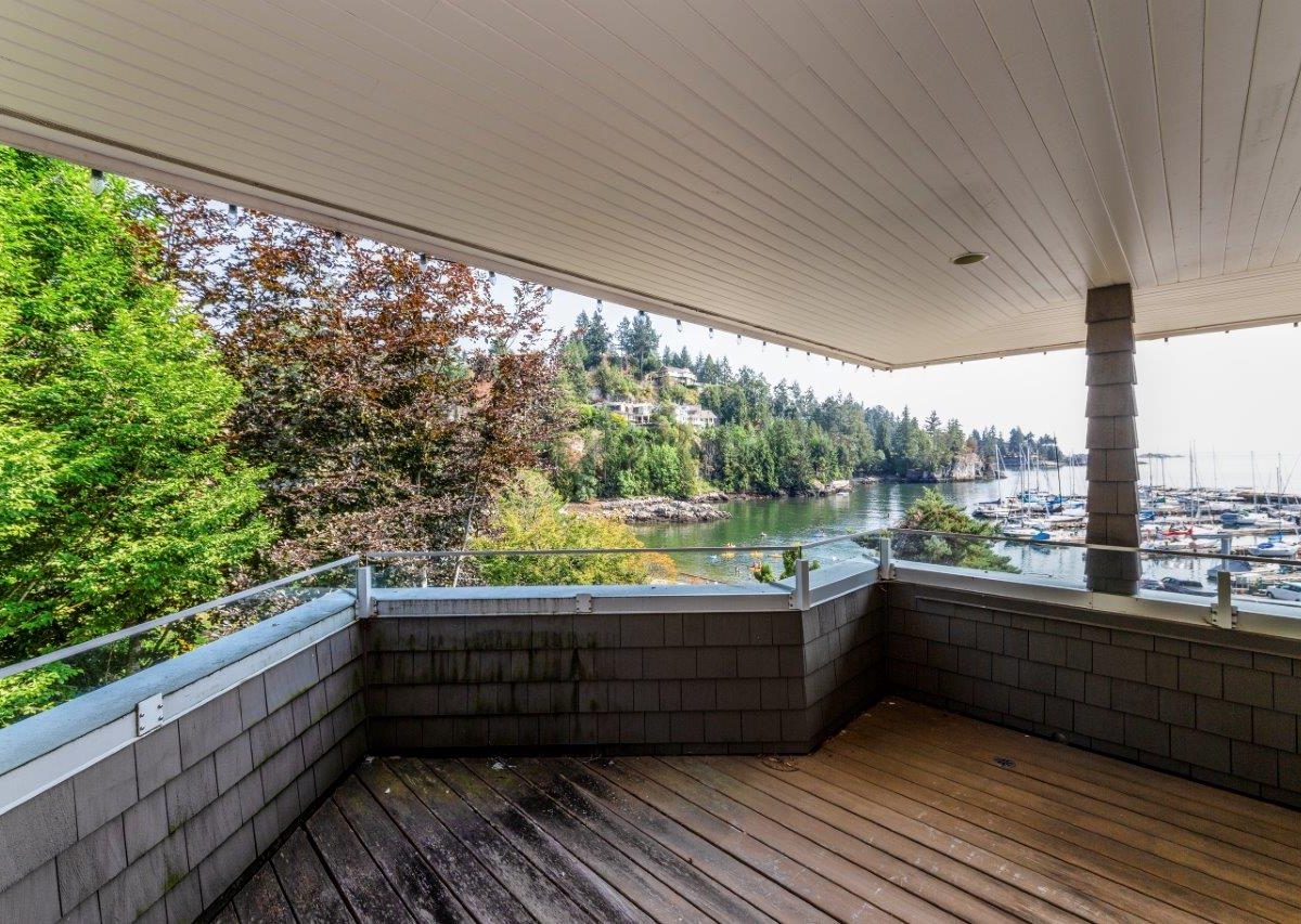 5741 Seaview Road, West Vancouver, BC V7W 1R7