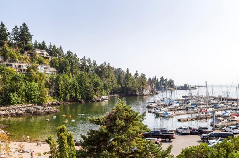 5741 Seaview Road, West Vancouver, BC V7W 1R7