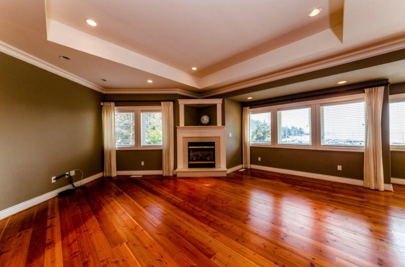 5741 Seaview Road, West Vancouver, BC V7W 1R7