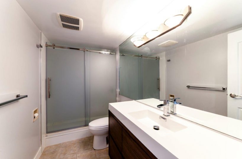 #809 - 2004 Fullerton Ave, North Vancouver, V7P 3G8