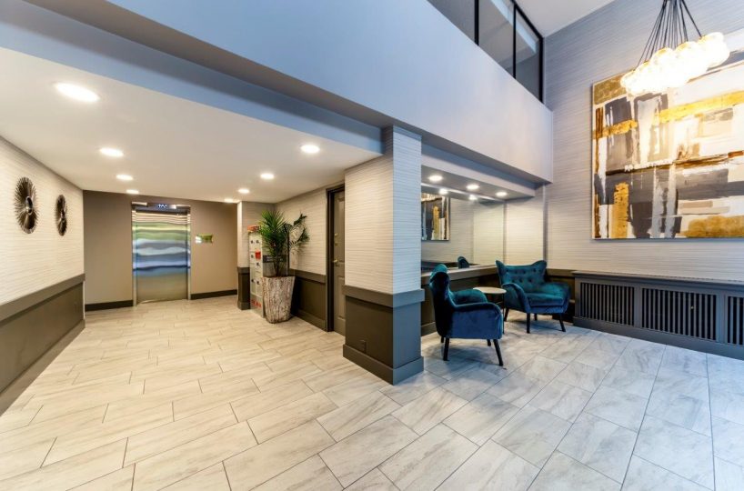 #809 - 2004 Fullerton Ave, North Vancouver, V7P 3G8