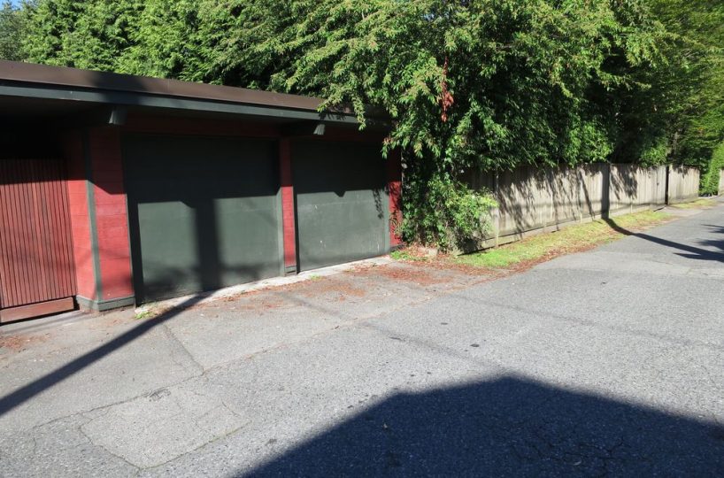 236 4th Street East, North Vancouver, BC V7L 1H9