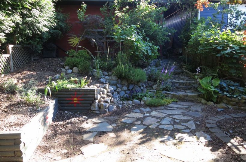 236 4th Street East, North Vancouver, BC V7L 1H9