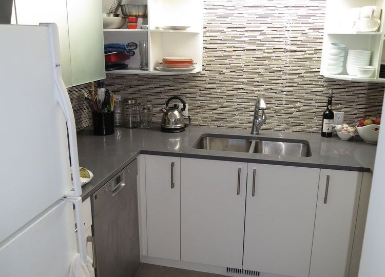 236 4th Street East, North Vancouver, BC V7L 1H9