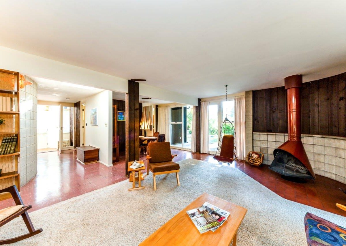 1138 Handsworth Road, North Vancouver, V7R 2A8