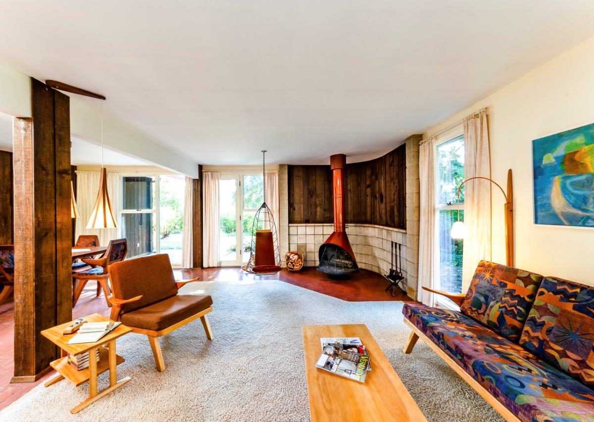 1138 Handsworth Road, North Vancouver, V7R 2A8
